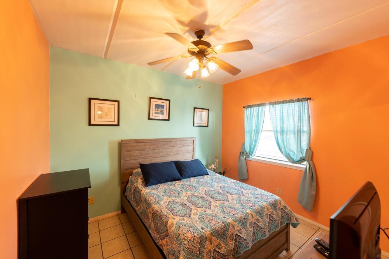 Affordable Spi Family Condo - Walking Distance To The Beach, Sleeps 6, Third Floor, 2025 Traveler Award South Padre Island Exterior foto